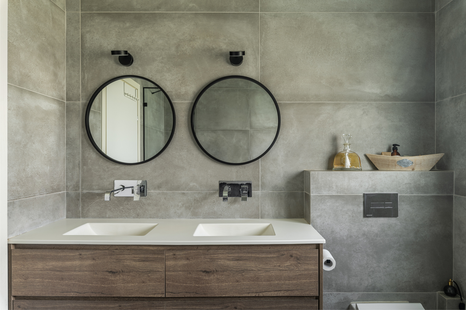 חדר רחצה הורים בעיצוב מודרני